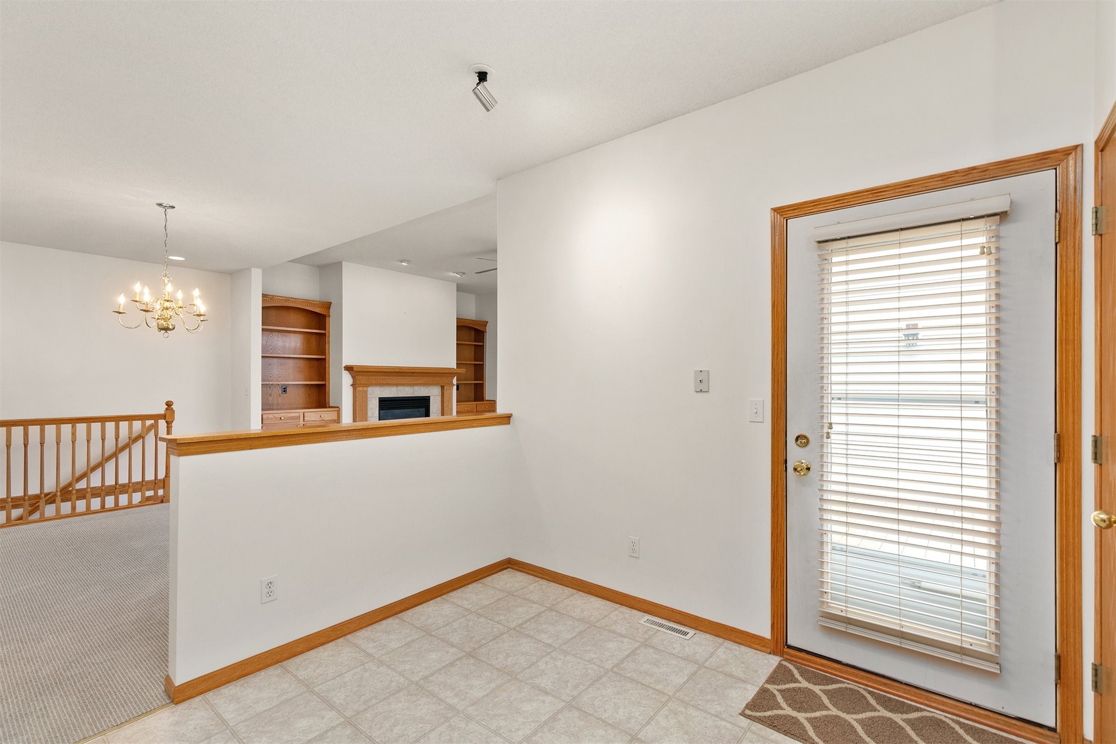 6799 NW 57th Street, Johnston, Iowa image 12