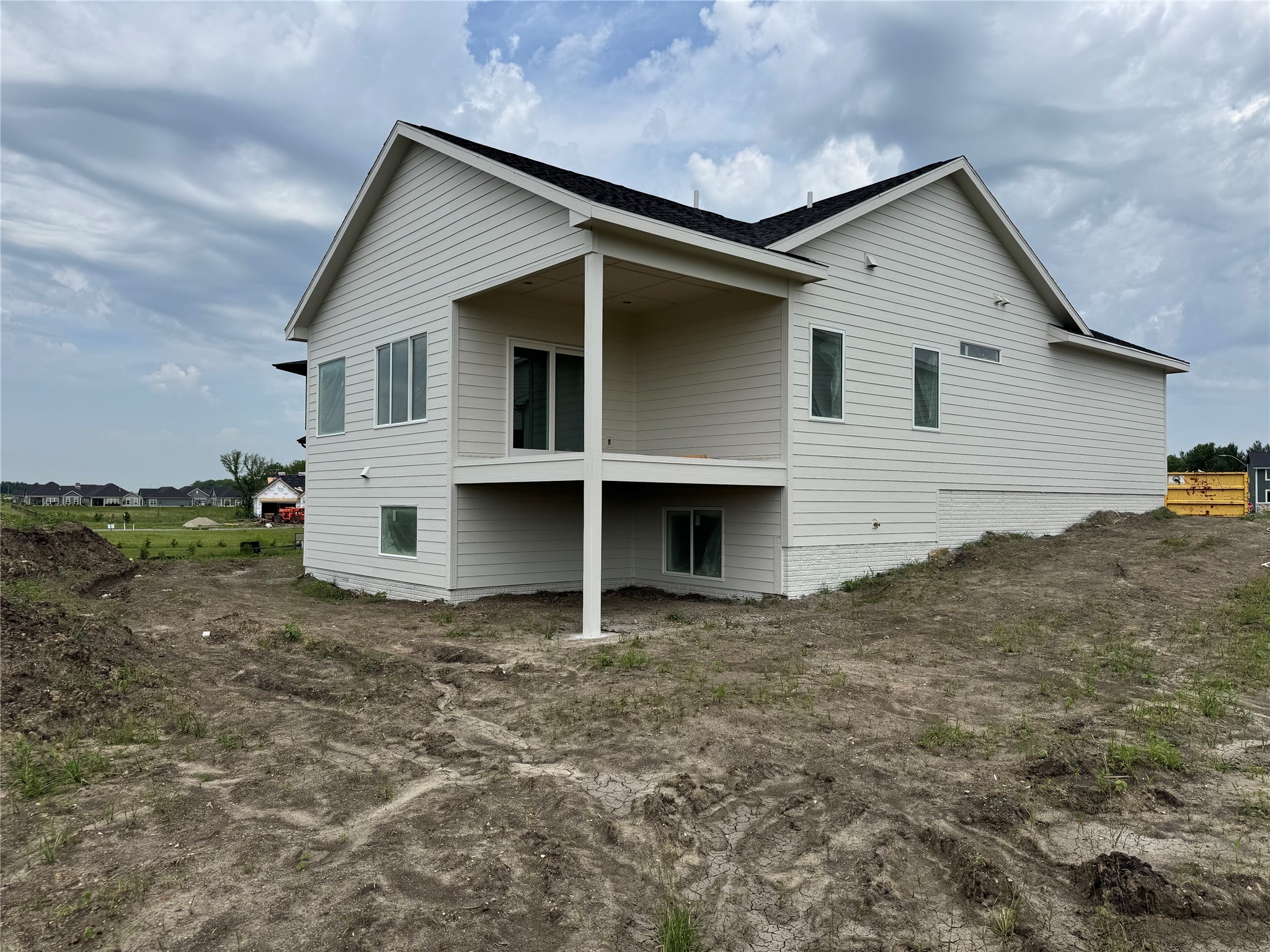 850 NW Frescott Circle
