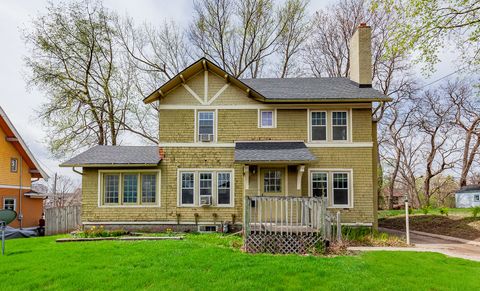 684 31 Street Des Moines IA 50312