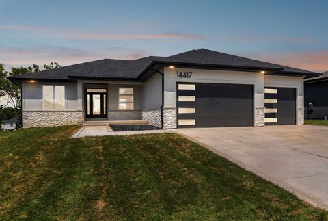 14417 Catalpa Drive Urbandale IA 50323