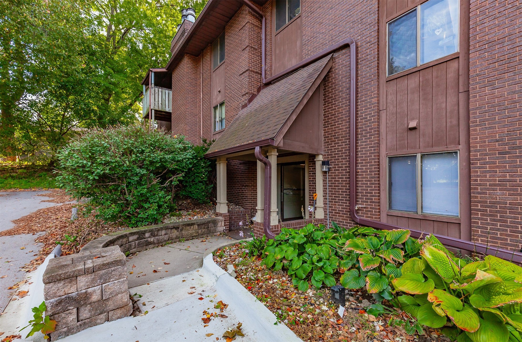 1235 66th Street 14