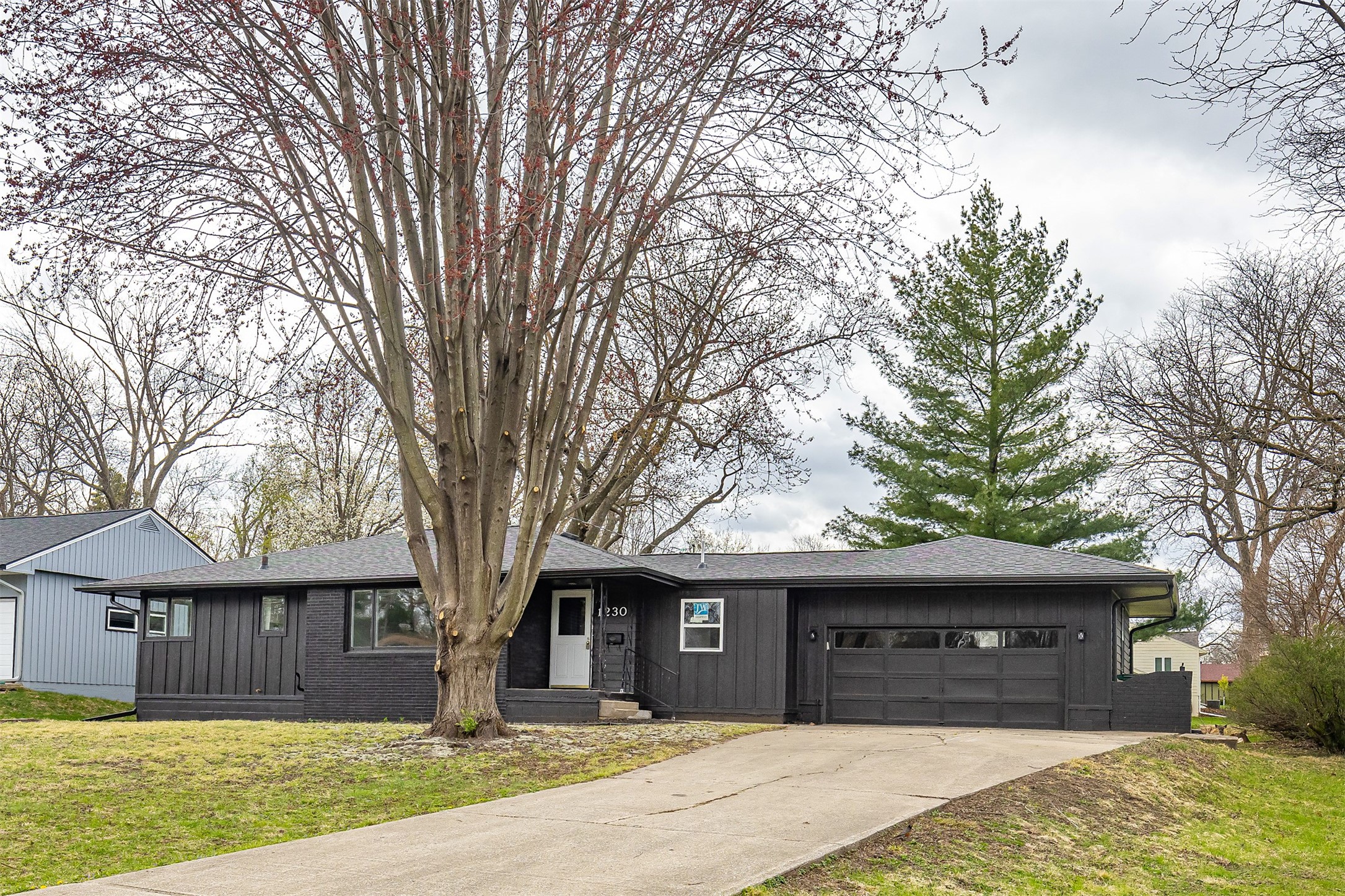 1230 16th Street, West Des Moines, Iowa image 1