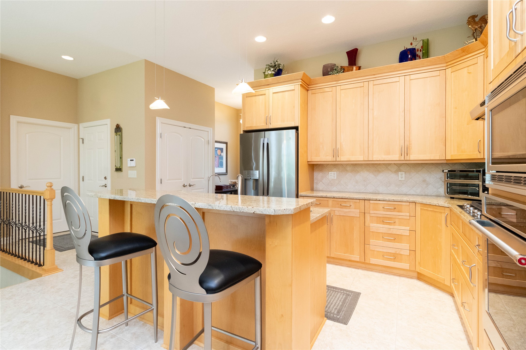 862 Glen Oaks Terrace