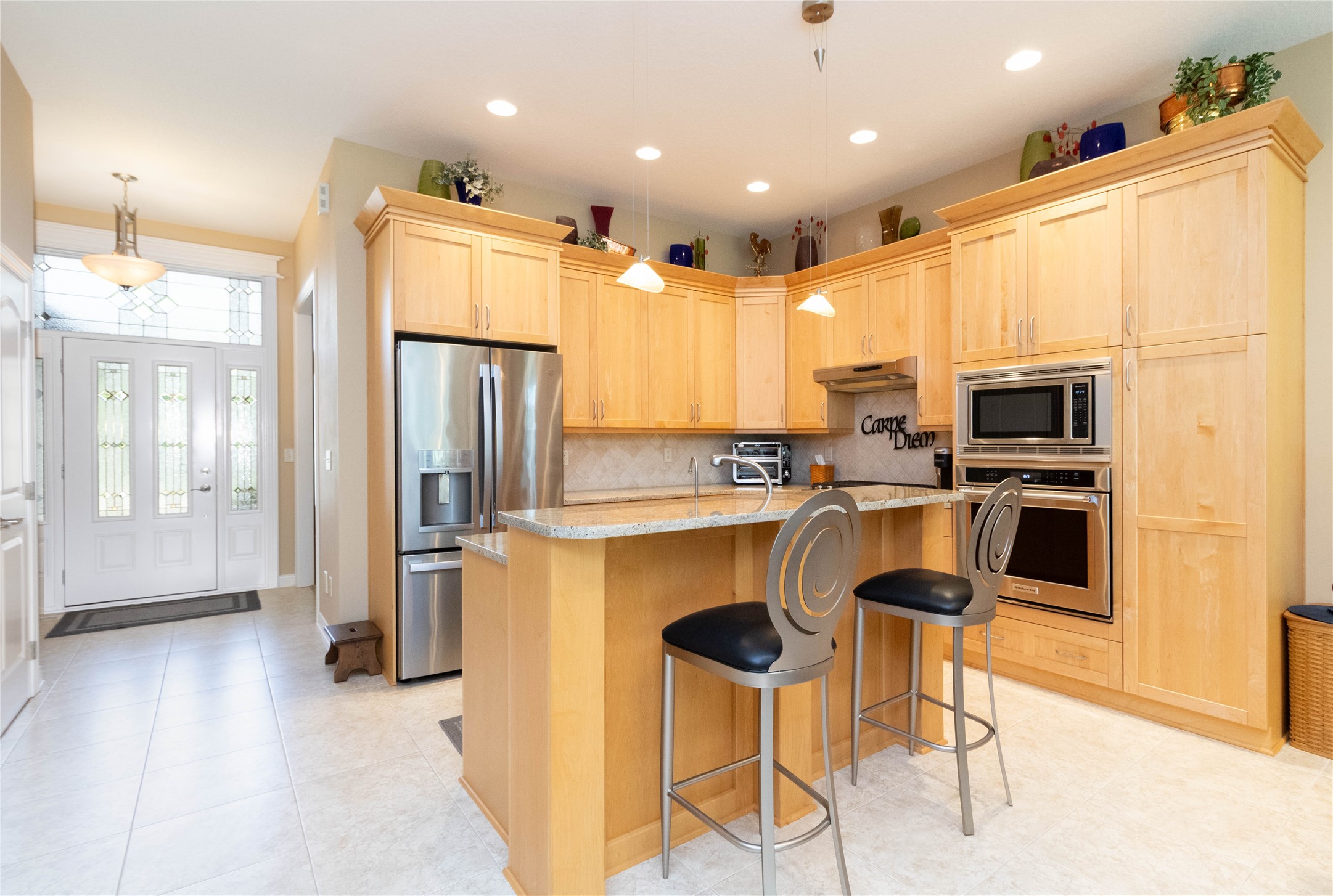 862 Glen Oaks Terrace