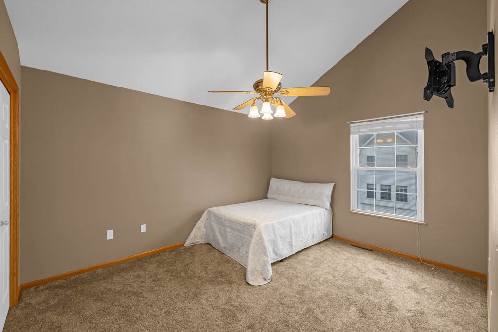 1046 10th Avenue, Altoona, Iowa image 10