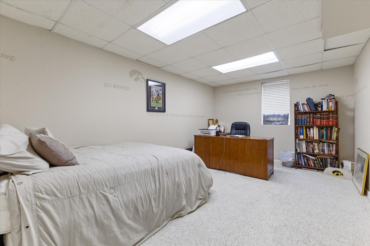 902 78th Place, West Des Moines, Iowa image 31