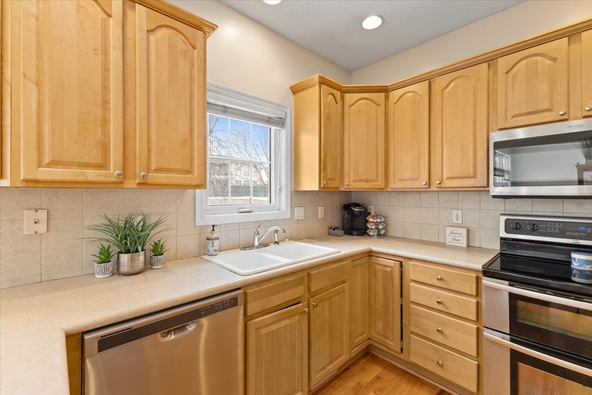 902 78th Place, West Des Moines, Iowa image 12