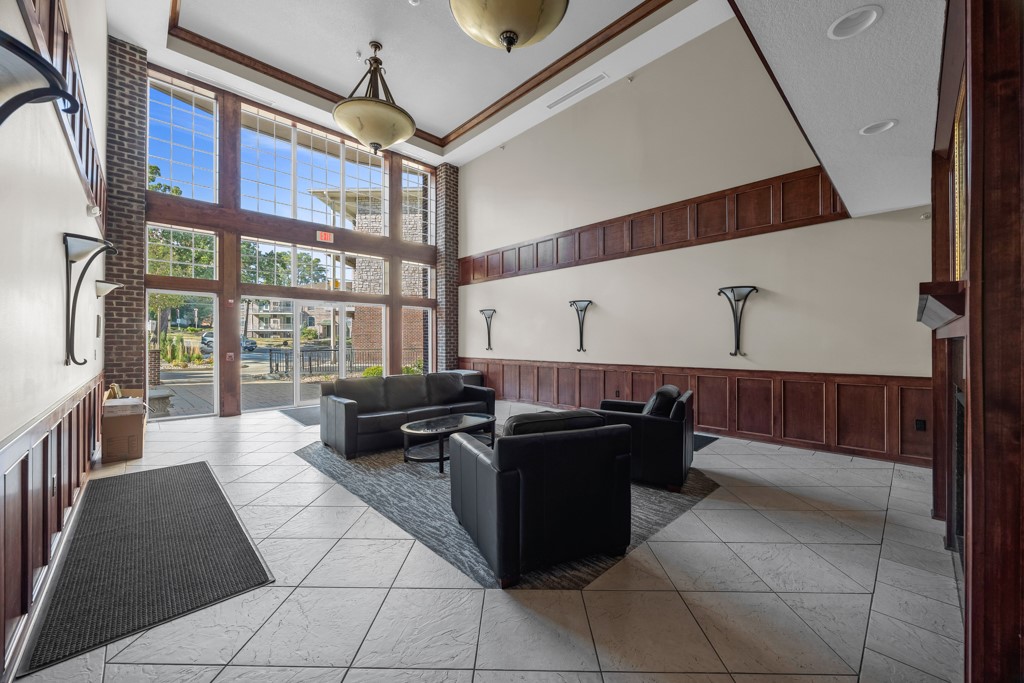 3031 Grand Avenue #218, Des Moines, Iowa image 3