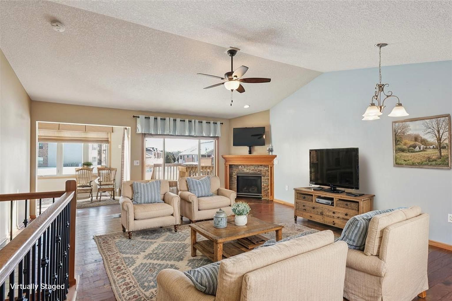 1515 NE Falstaff Lane