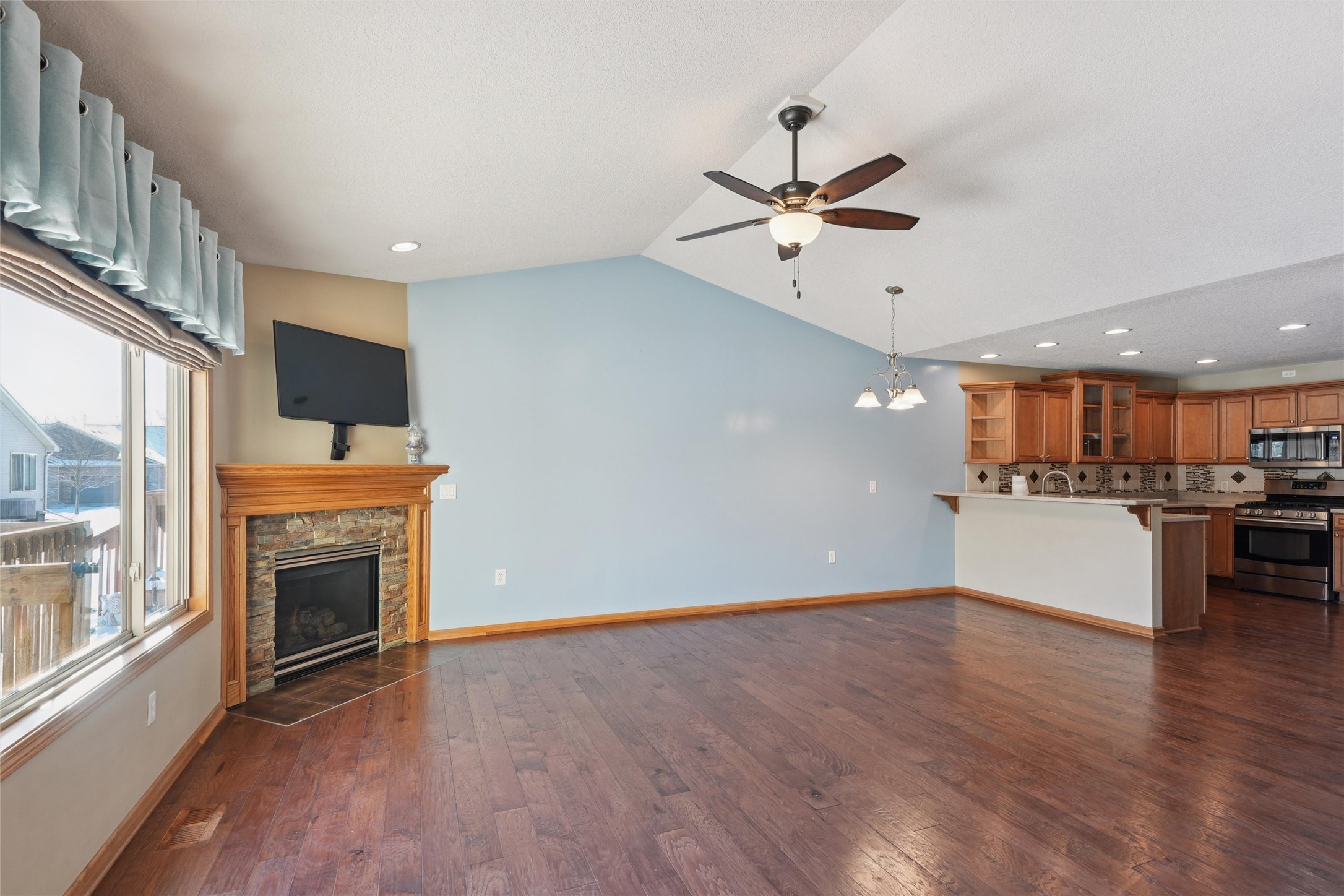 1515 NE Falstaff Lane