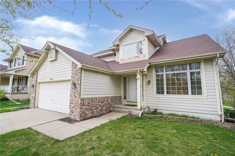 Single Family Residence in Johnston IA 8831 Long Meadow Drive.jpg