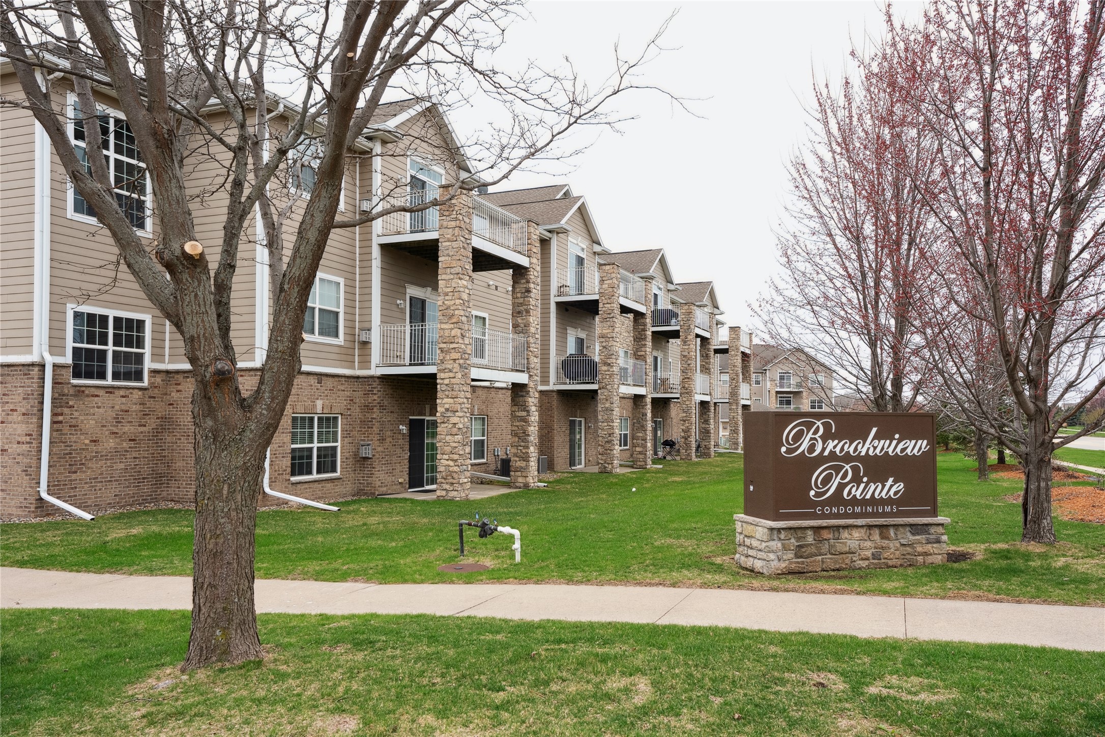 8350 Ep True Parkway #1102, West Des Moines, Iowa image 1