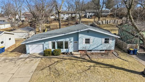 1104 Hazel Street Pella IA 50219