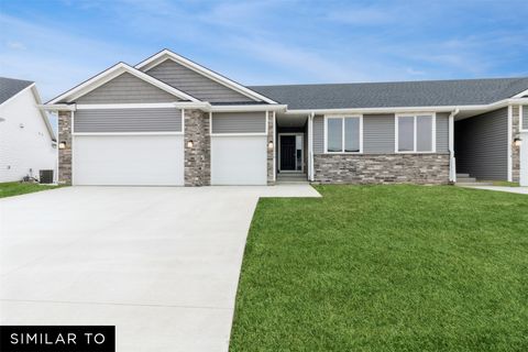 Condo For Sale - 5718 NE Creek Ridge Drive<br/> Ankeny, IA 50021