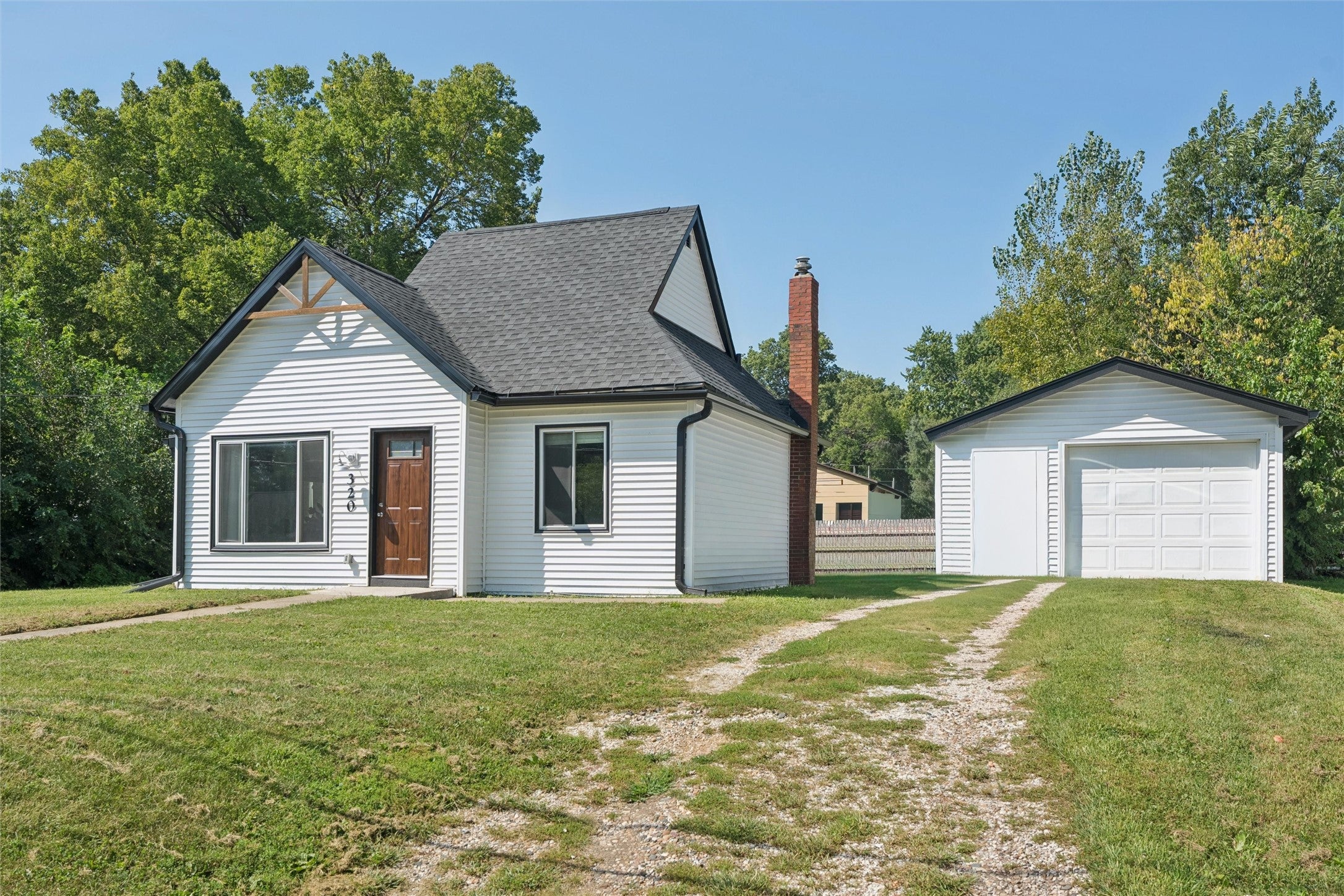 320 N 5th Street