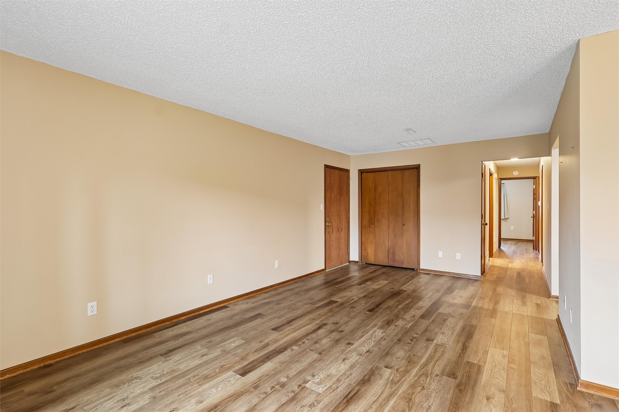 4733 Woodland Avenue 2