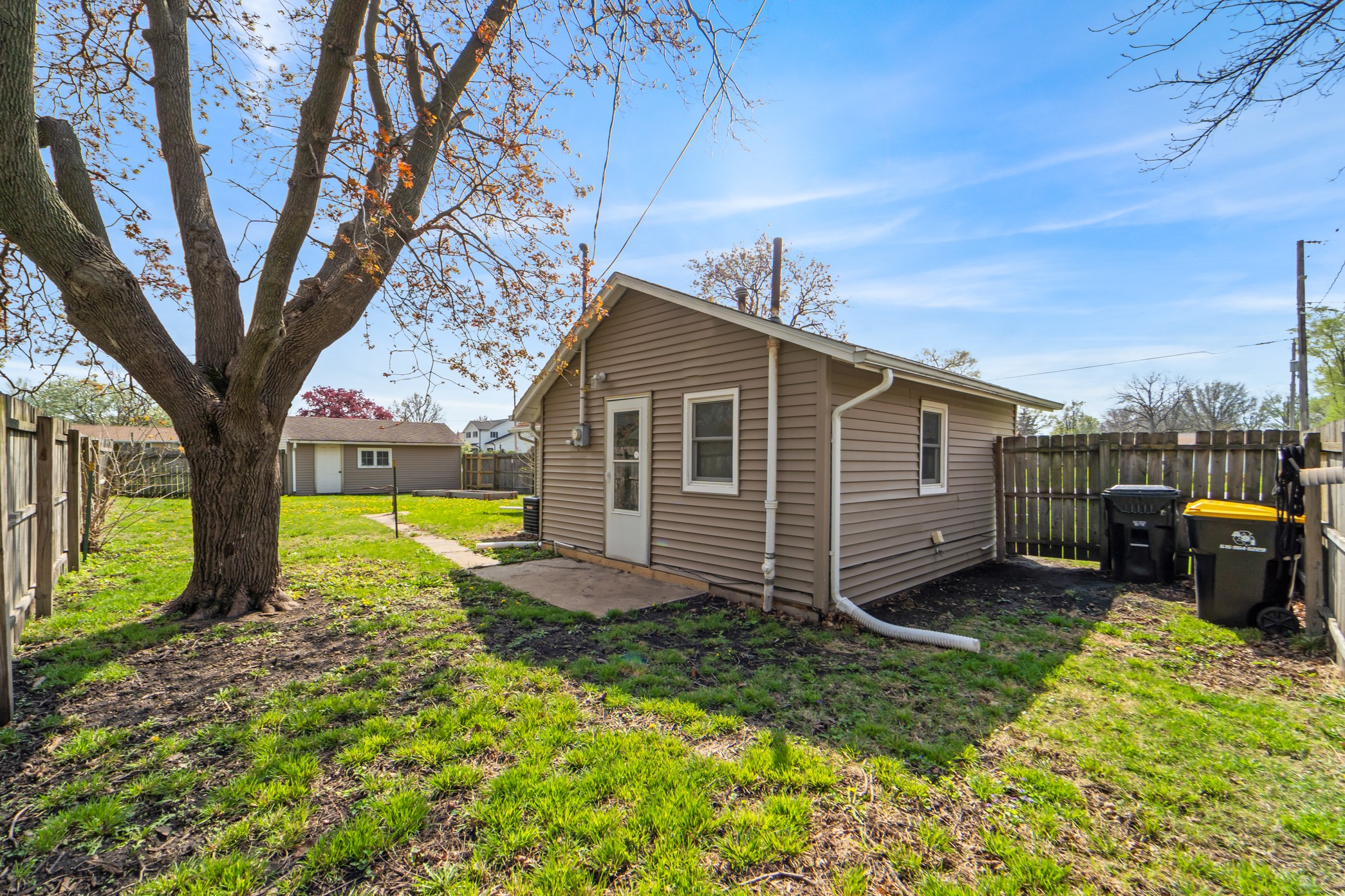 525 7th Street, Waukee, Iowa image 22