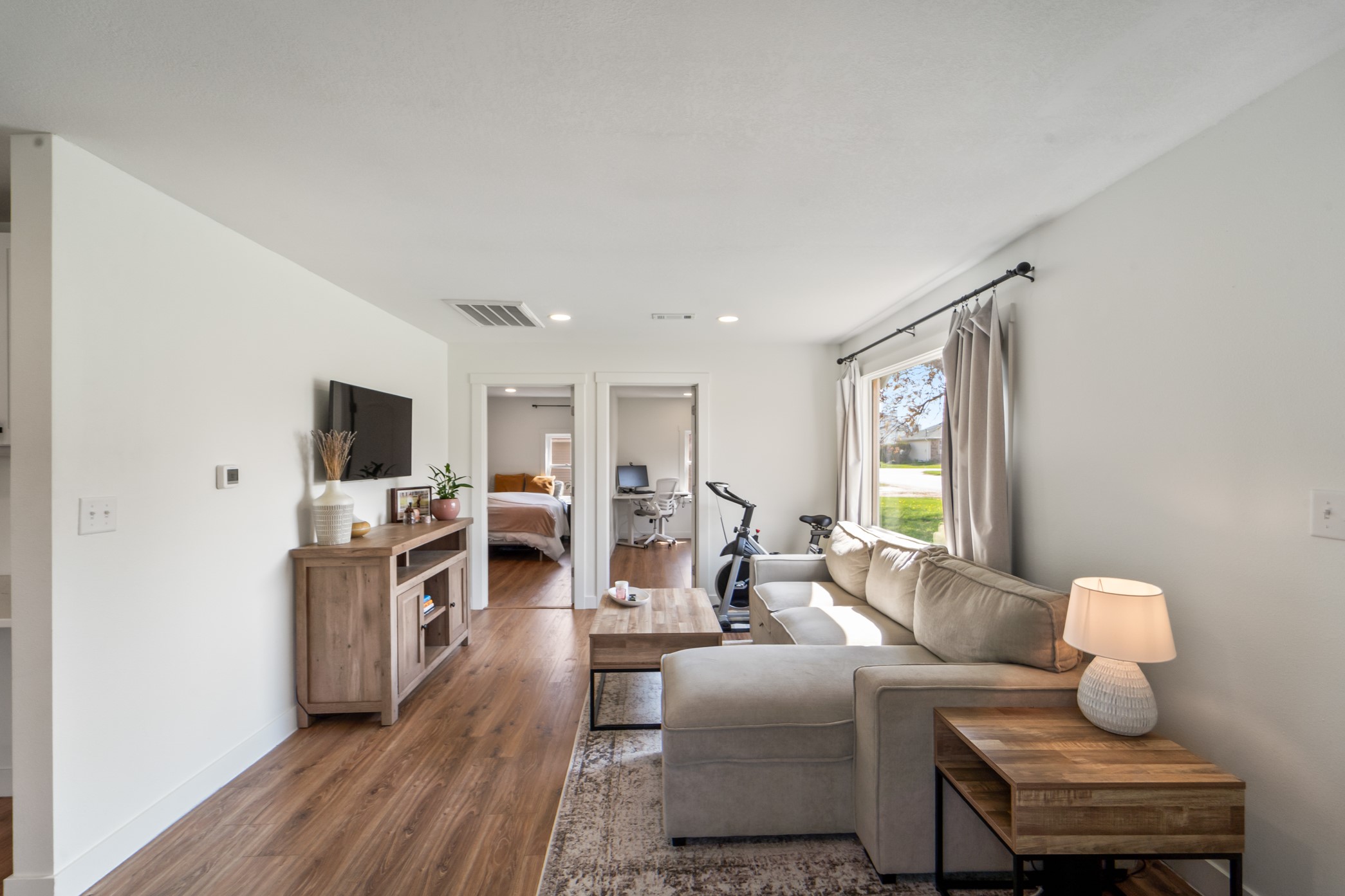 525 7th Street, Waukee, Iowa image 4