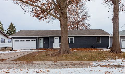 508 N Park Street Prairie City IA 50228