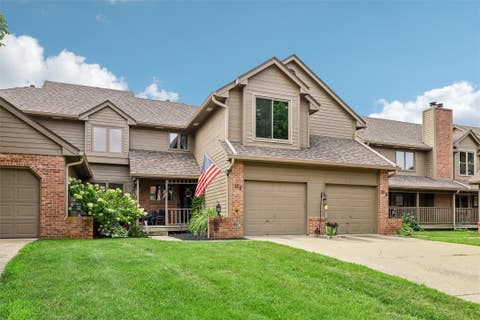 Condo For Sale - 1070 50th Street #13E<br/> West Des Moines, IA 50266