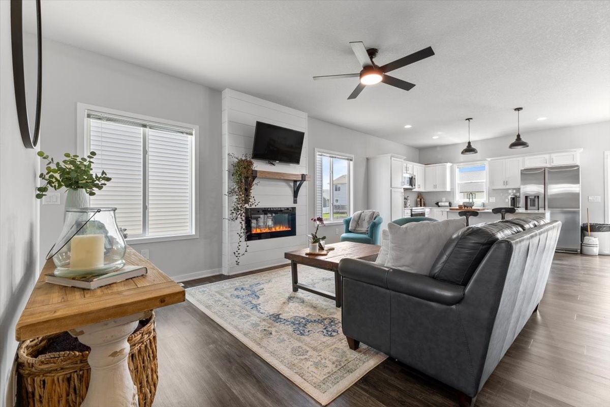517 1st Street, Bondurant, Iowa image 9