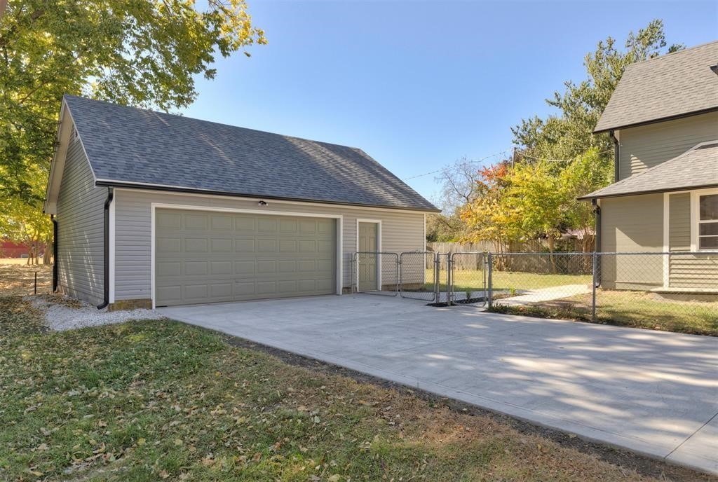 400 4th Street, Altoona, Iowa image 3