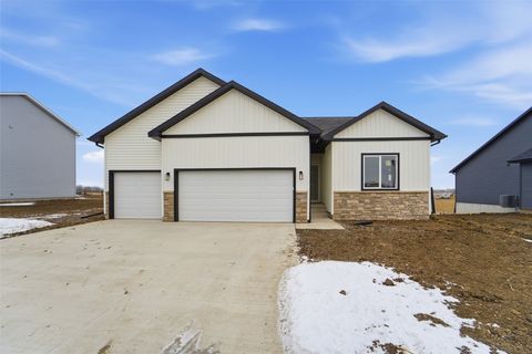 Homes For Sale - 403 Varley Lane<br/> Guthrie County, Stuart, IA 50250