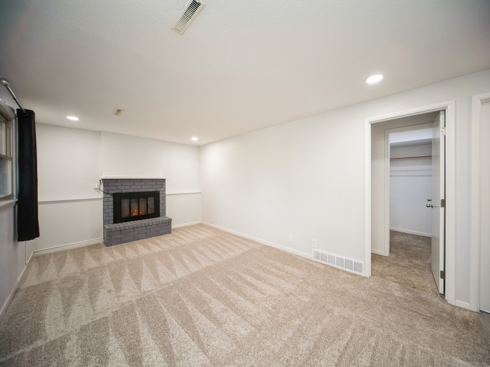 1019 Maplenol Drive, West Des Moines, Iowa image 21