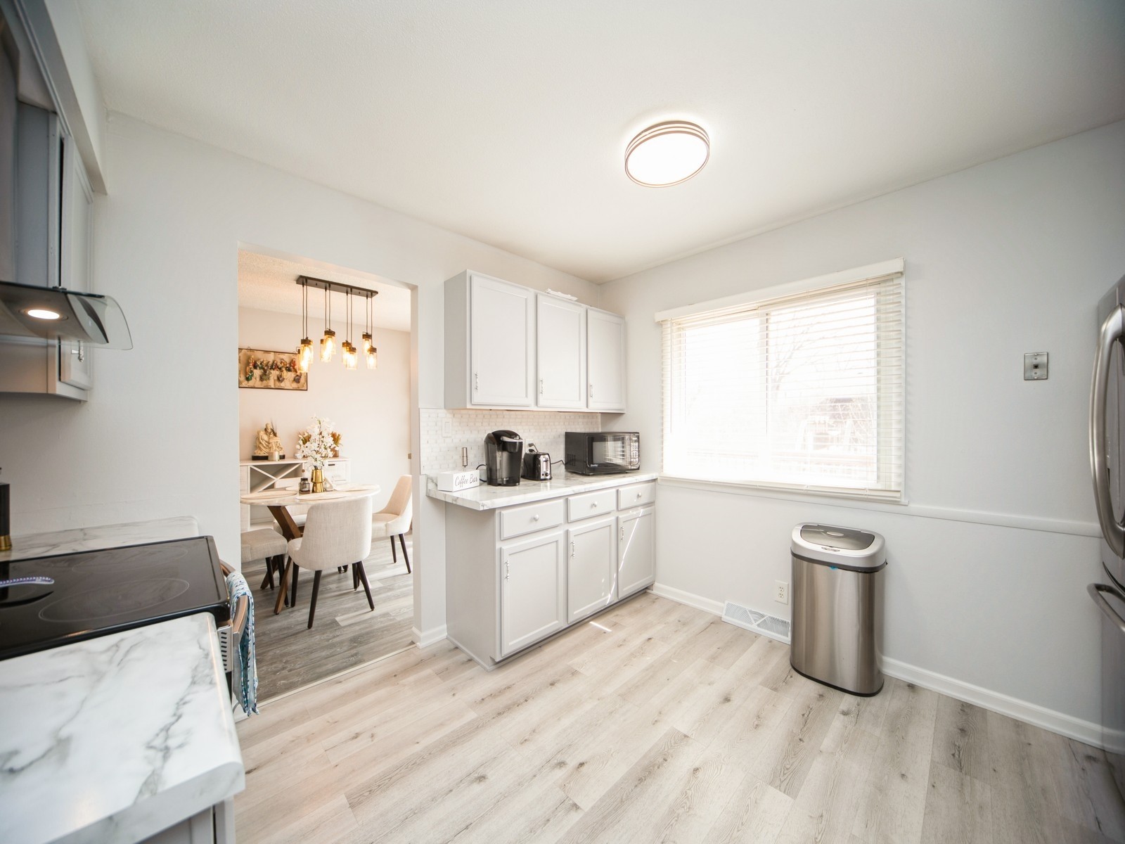 1019 Maplenol Drive, West Des Moines, Iowa image 9
