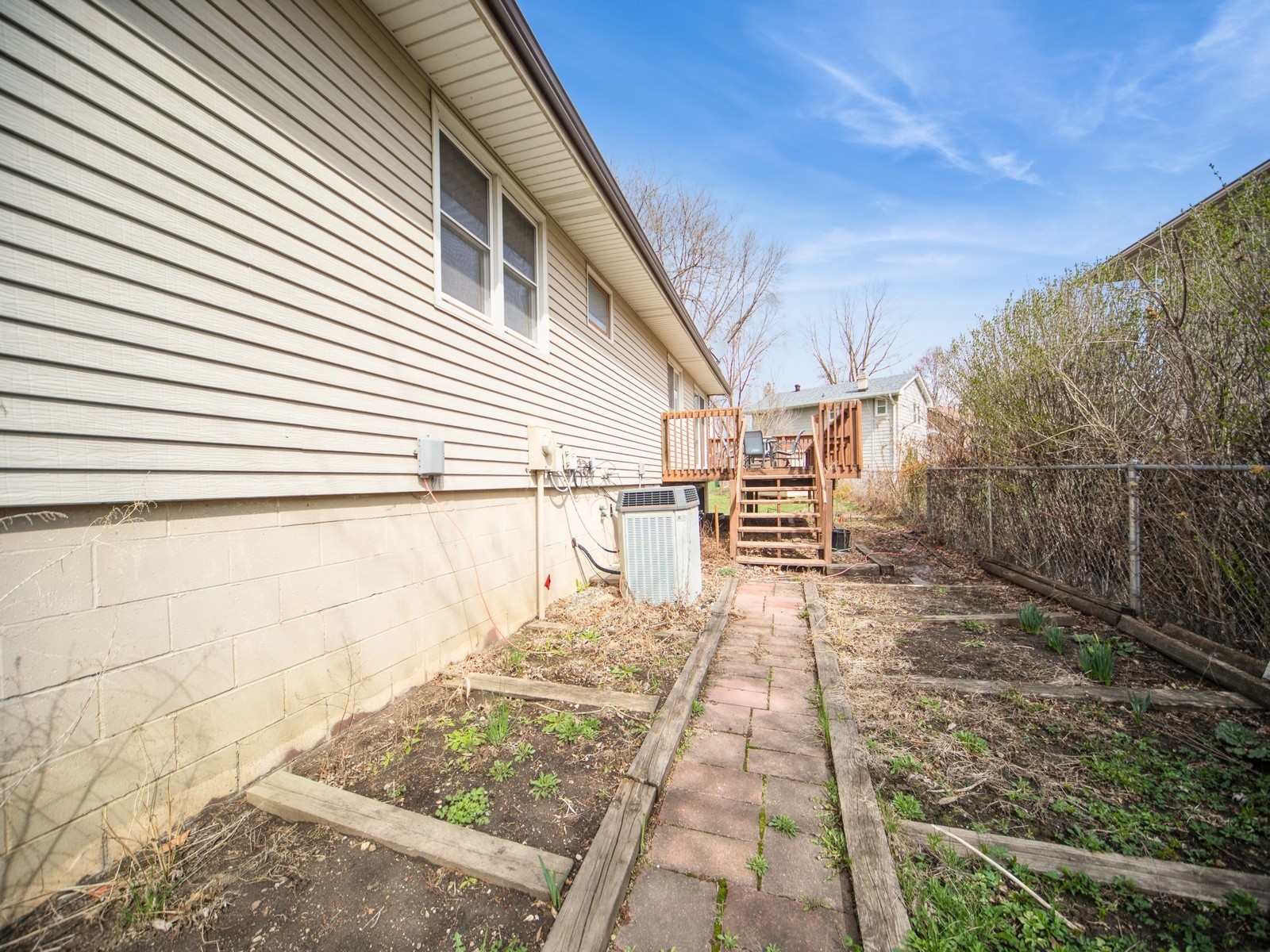 1019 Maplenol Drive, West Des Moines, Iowa image 27