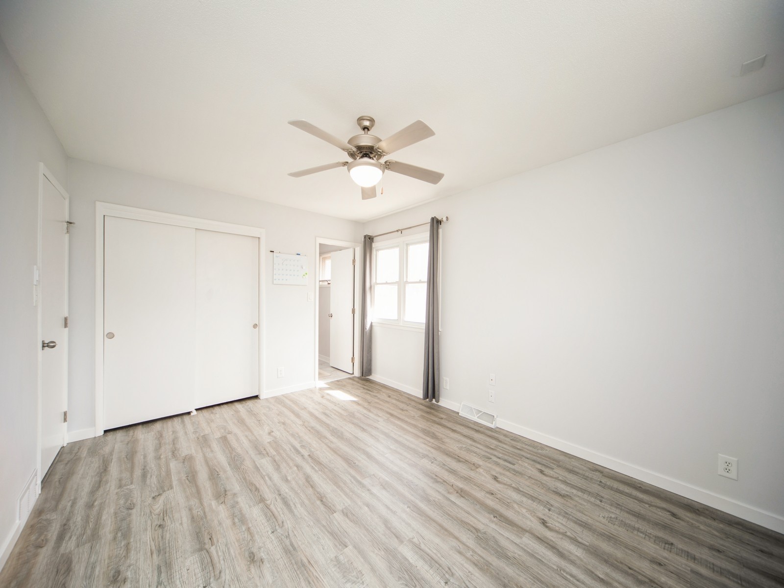 1019 Maplenol Drive, West Des Moines, Iowa image 13
