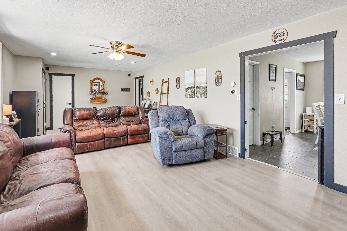 1604 W Pleasant Street