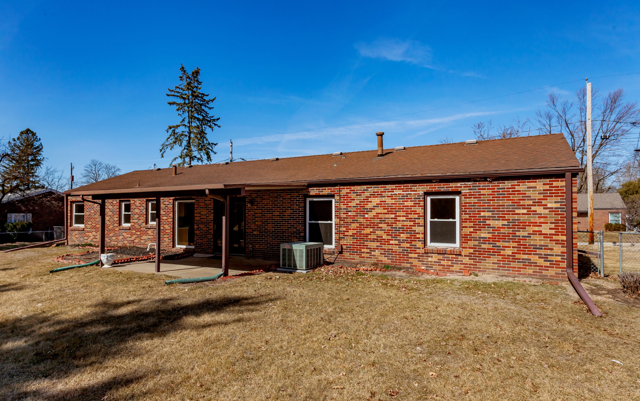 6826 Colby Avenue, Windsor Heights, Iowa image 30