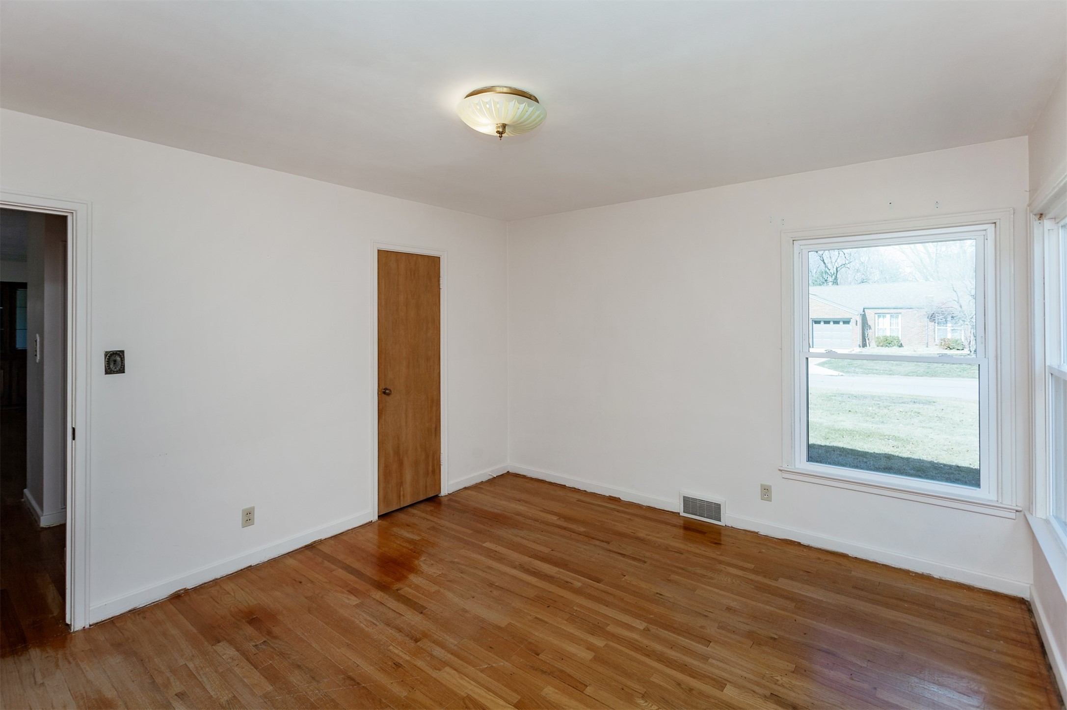 6826 Colby Avenue, Windsor Heights, Iowa image 18