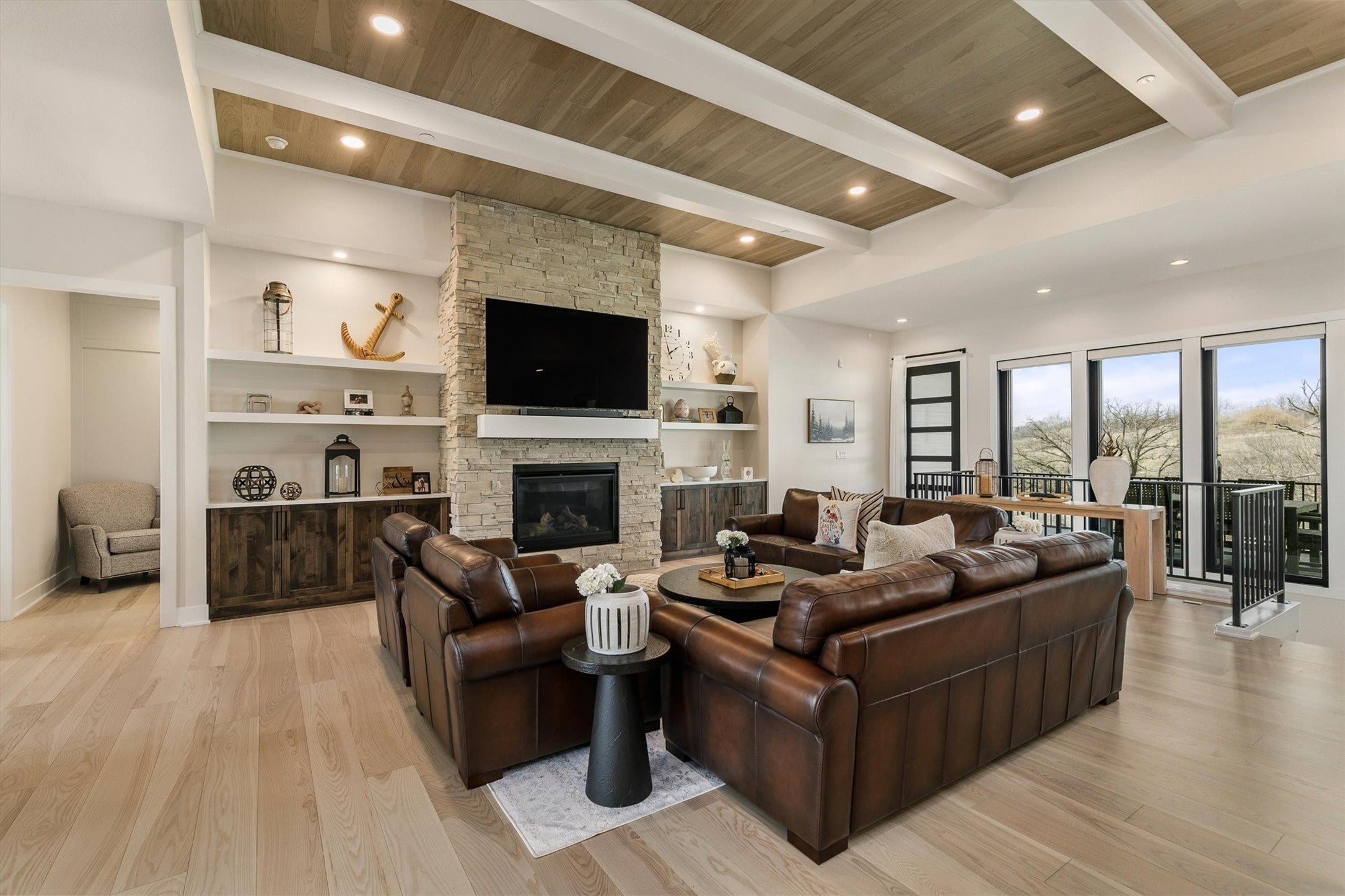West Des Moines, Iowa, 50265, United States, 5 Bedrooms Bedrooms, ,6 BathroomsBathrooms,Residential,Active,2032446