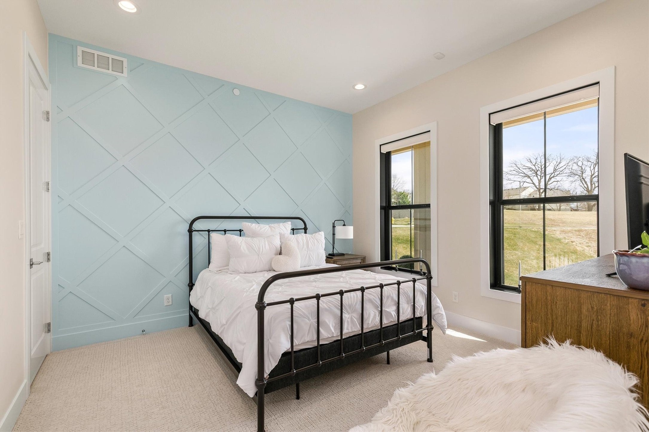 West Des Moines, Iowa, 50265, United States, 5 Bedrooms Bedrooms, ,6 BathroomsBathrooms,Residential,Active,2032446
