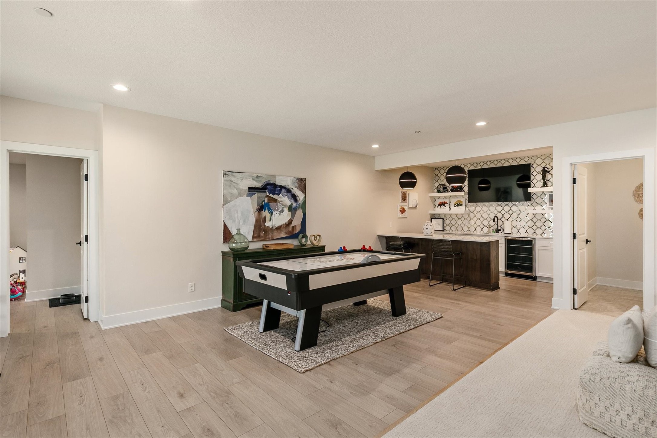 West Des Moines, Iowa, 50265, United States, 5 Bedrooms Bedrooms, ,6 BathroomsBathrooms,Residential,Active,2032446