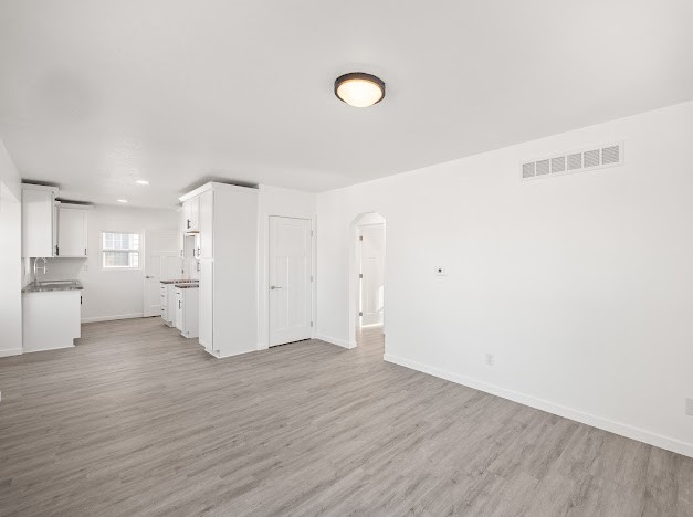 3912 Center Street, Des Moines, Iowa image 6