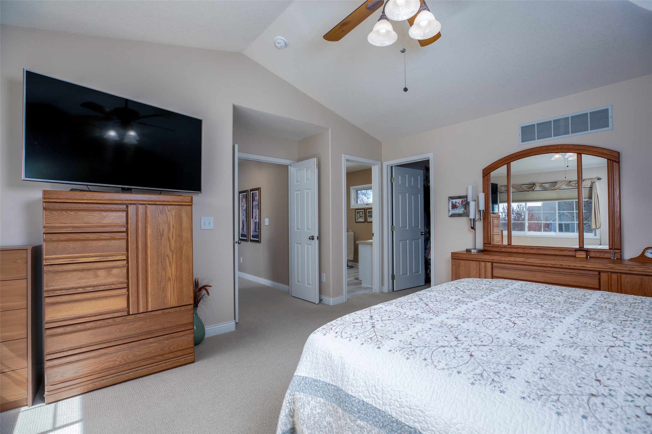 4381 Ashley Park Drive, West Des Moines, Iowa image 13
