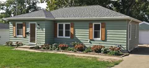 Homes For Sale - 1206 68th Street<br/> Windsor Heights, IA 50324