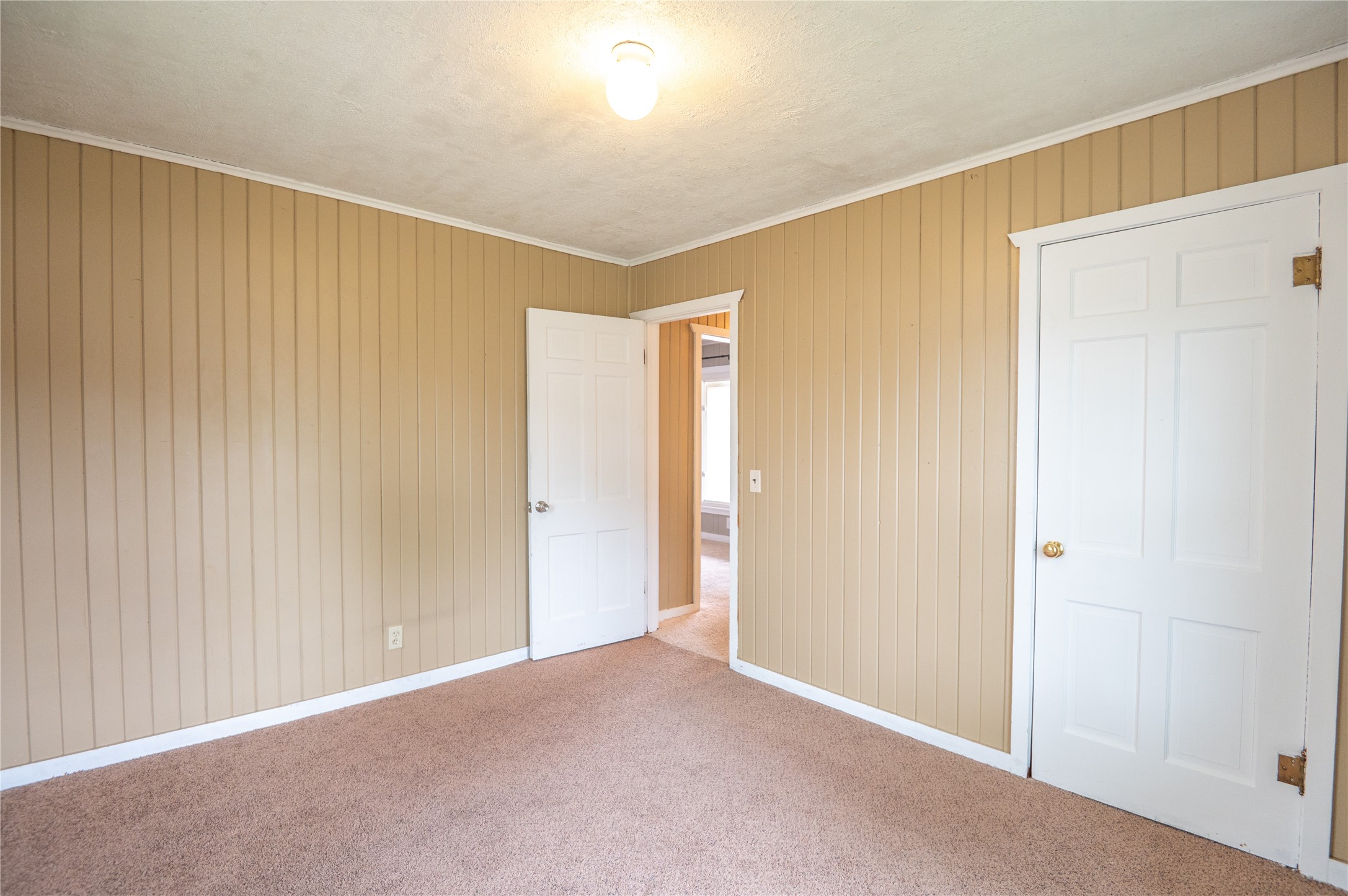 101 E Cronkhite Street, Knoxville, Iowa image 13