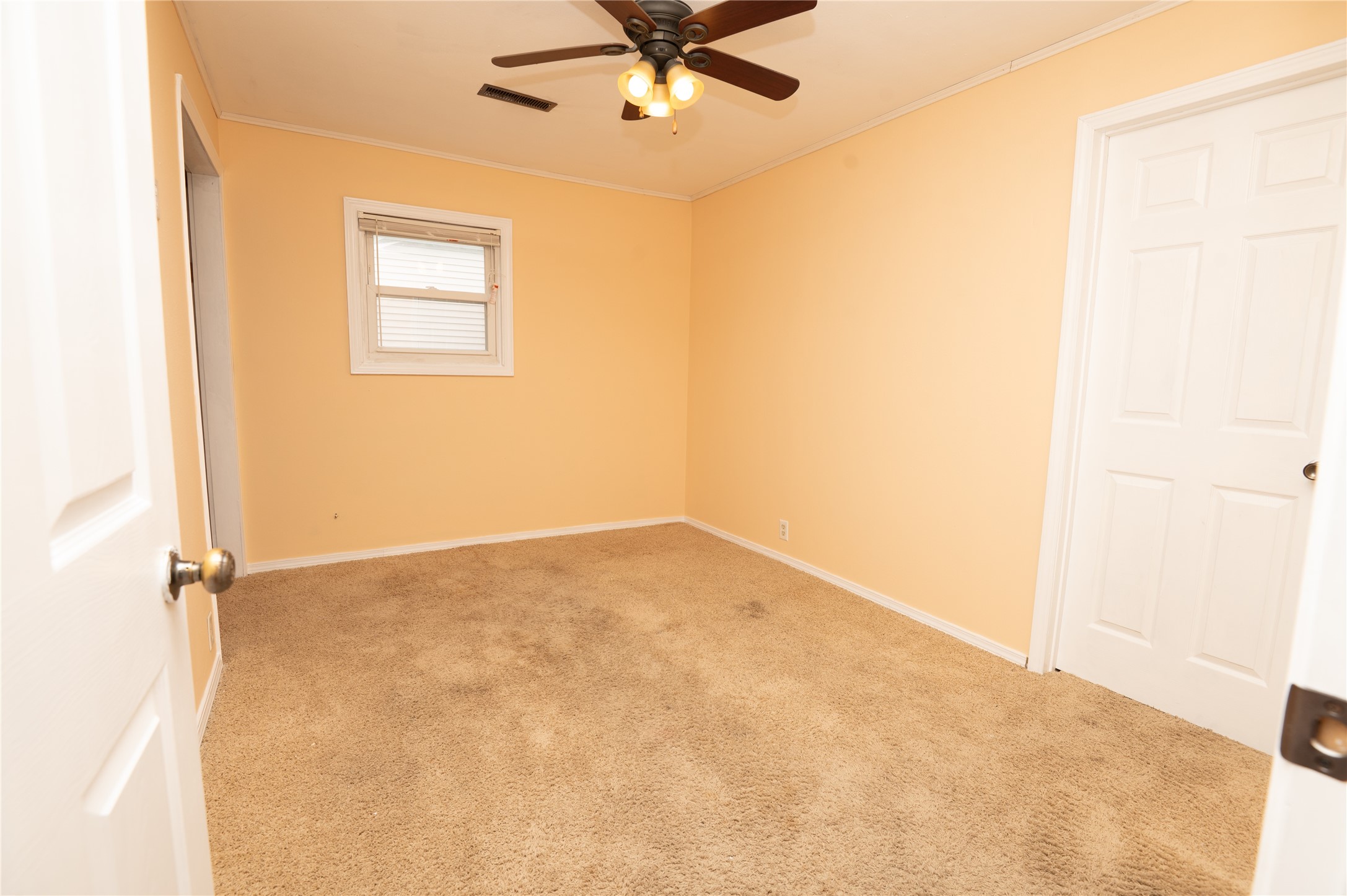 101 E Cronkhite Street, Knoxville, Iowa image 8