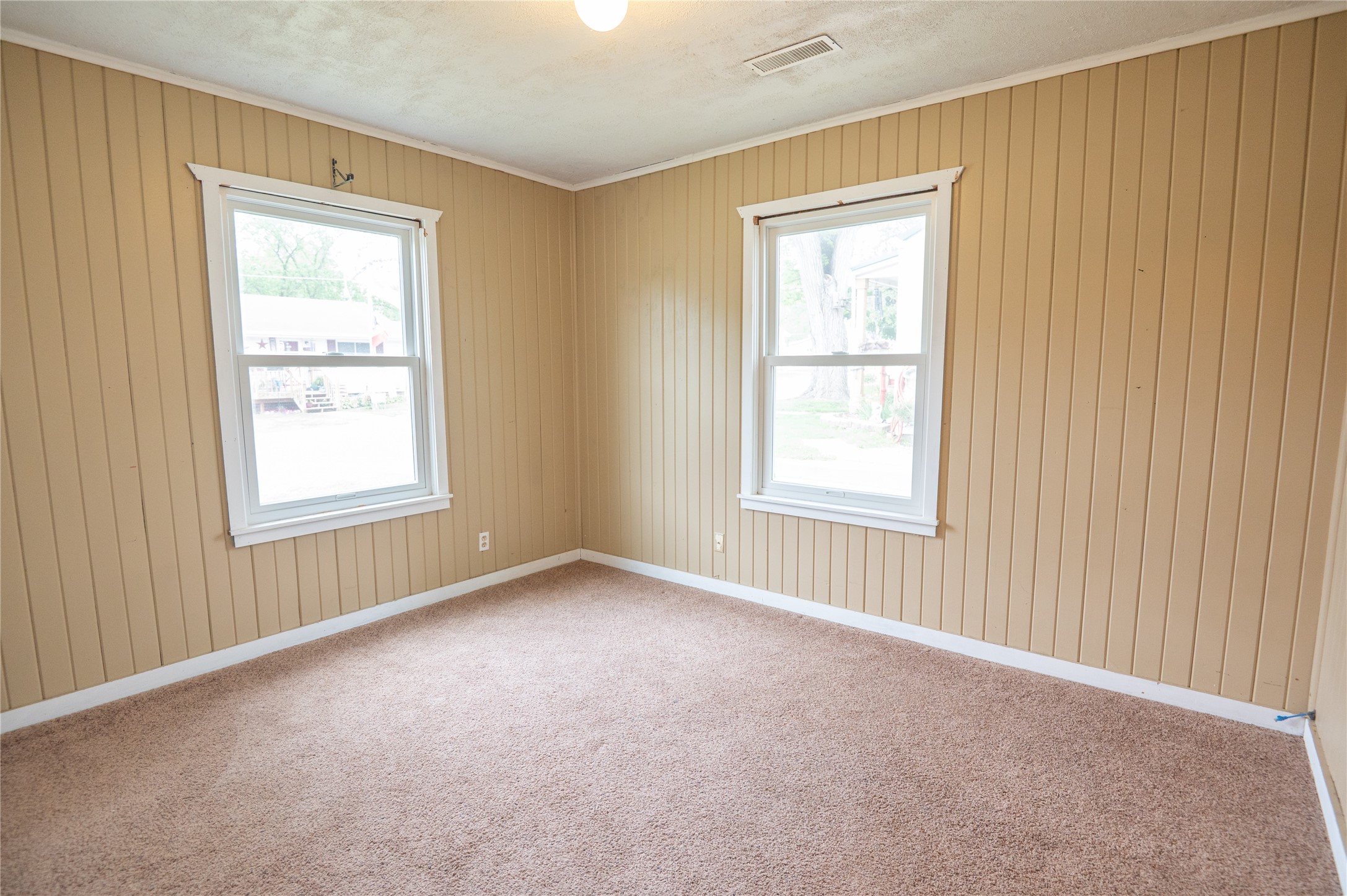 101 E Cronkhite Street, Knoxville, Iowa image 12