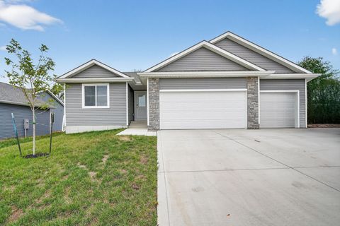 113 S Walnut Drive Norwalk IA 50211