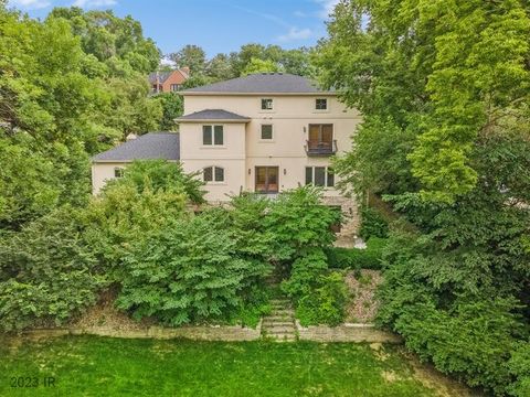3306 John Lynde Road Des Moines IA 50312