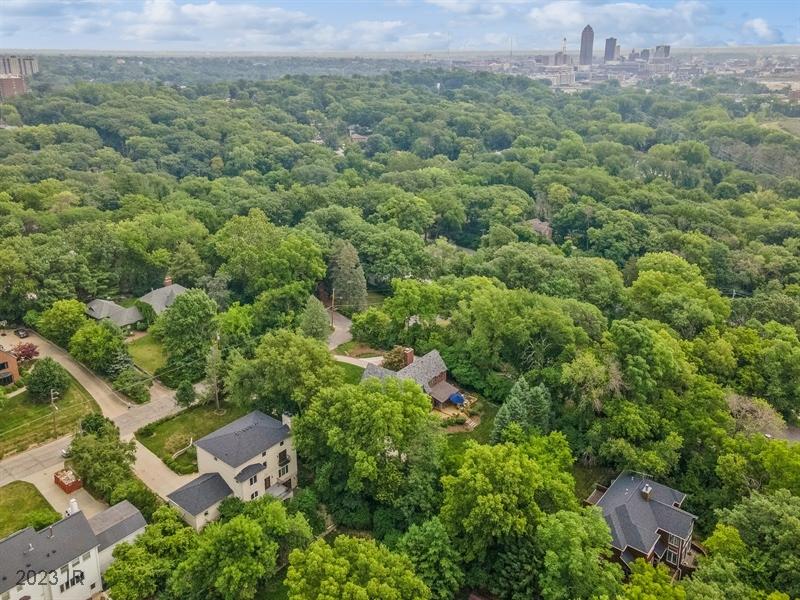 3306 John Lynde Road, Des Moines, Iowa image 3