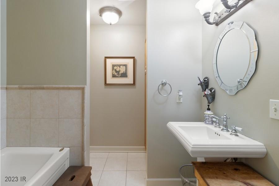 3306 John Lynde Road, Des Moines, Iowa image 22