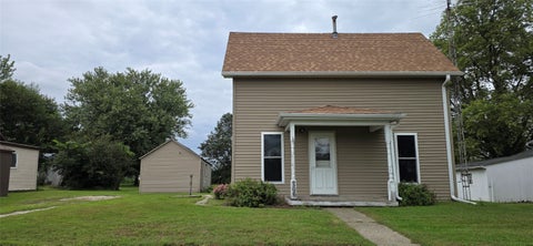 Homes For Sale - 206 N Oak Street<br/> Orient, IA 50858