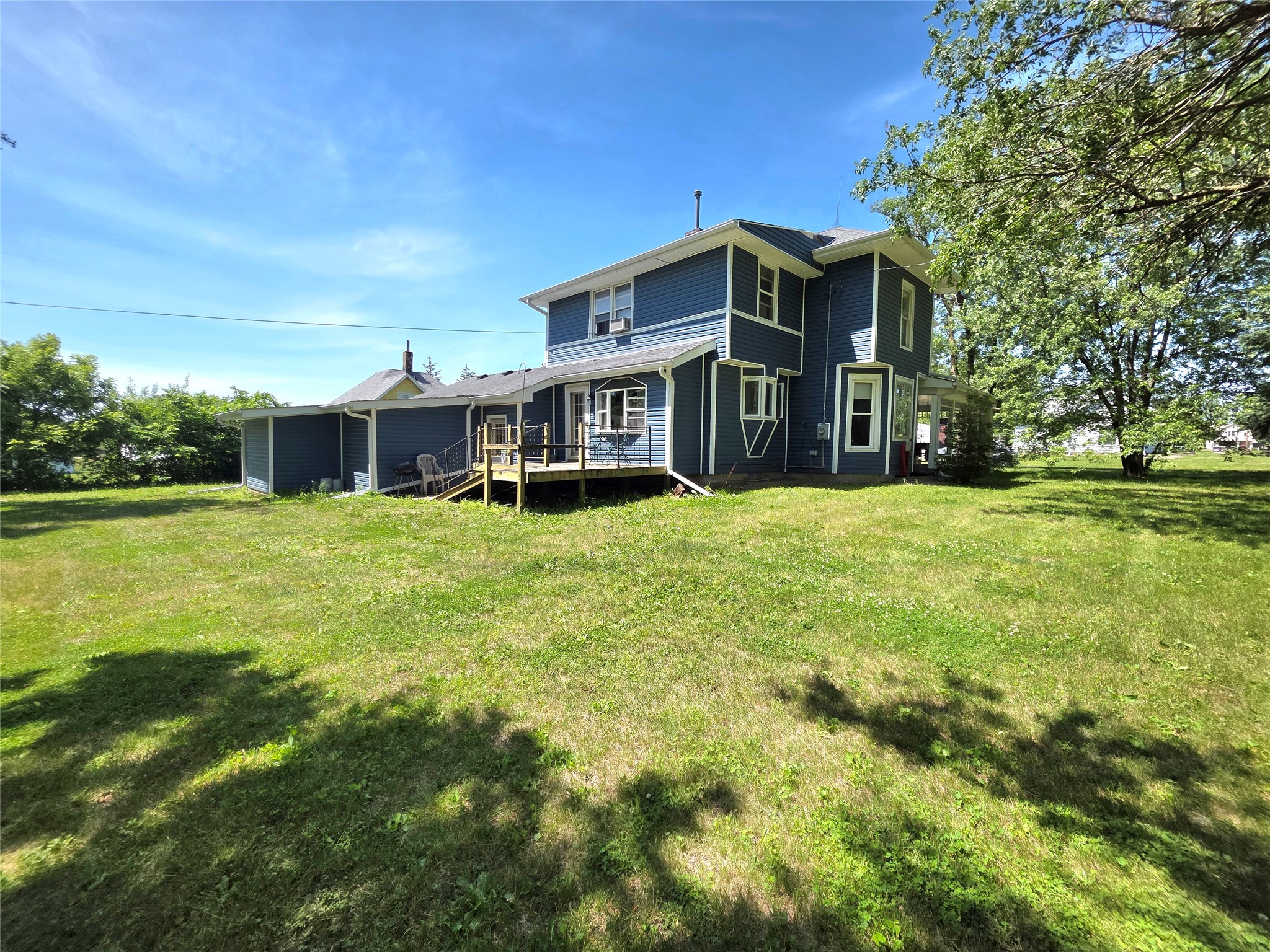 438 N 5th Street