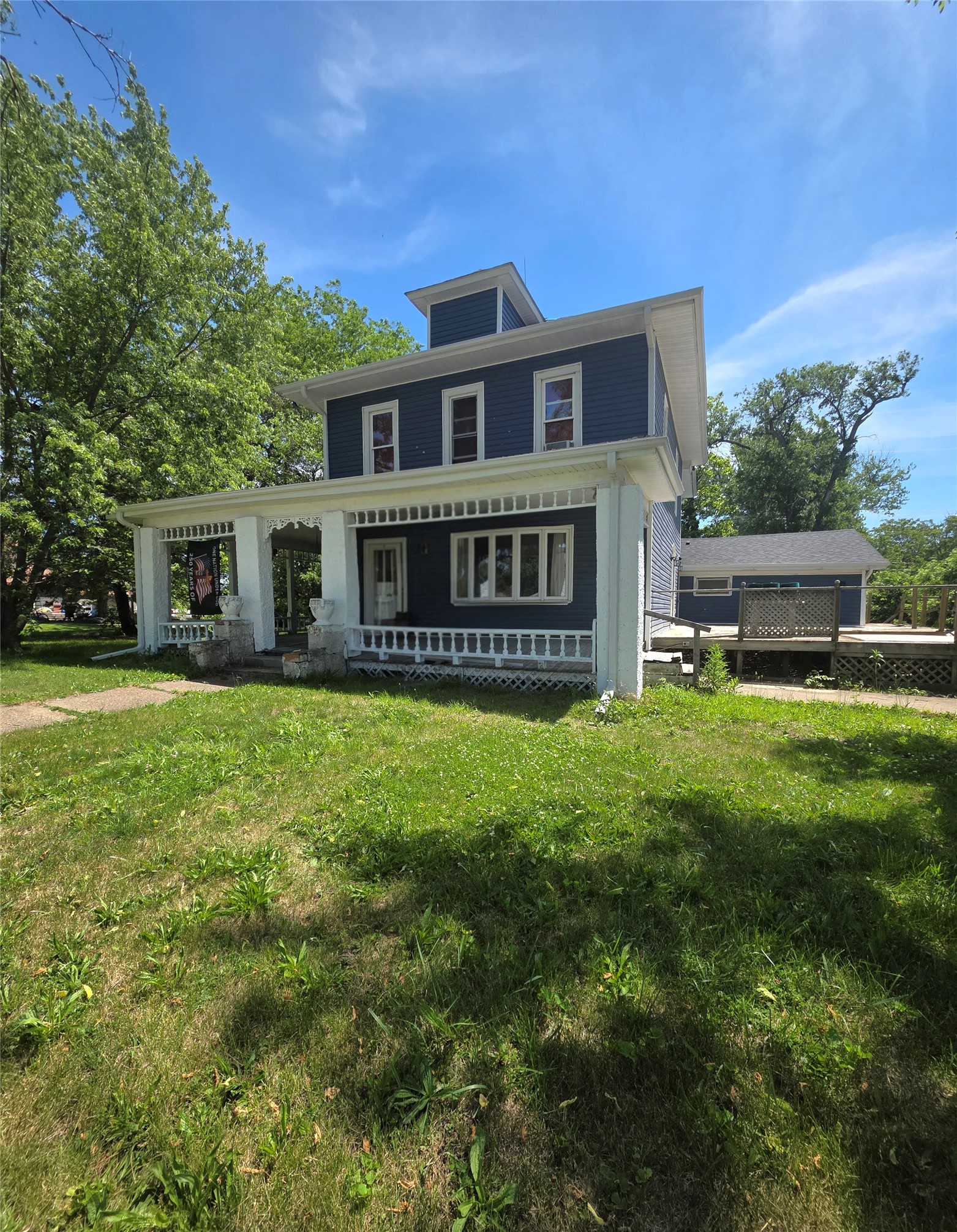 438 N 5th Street